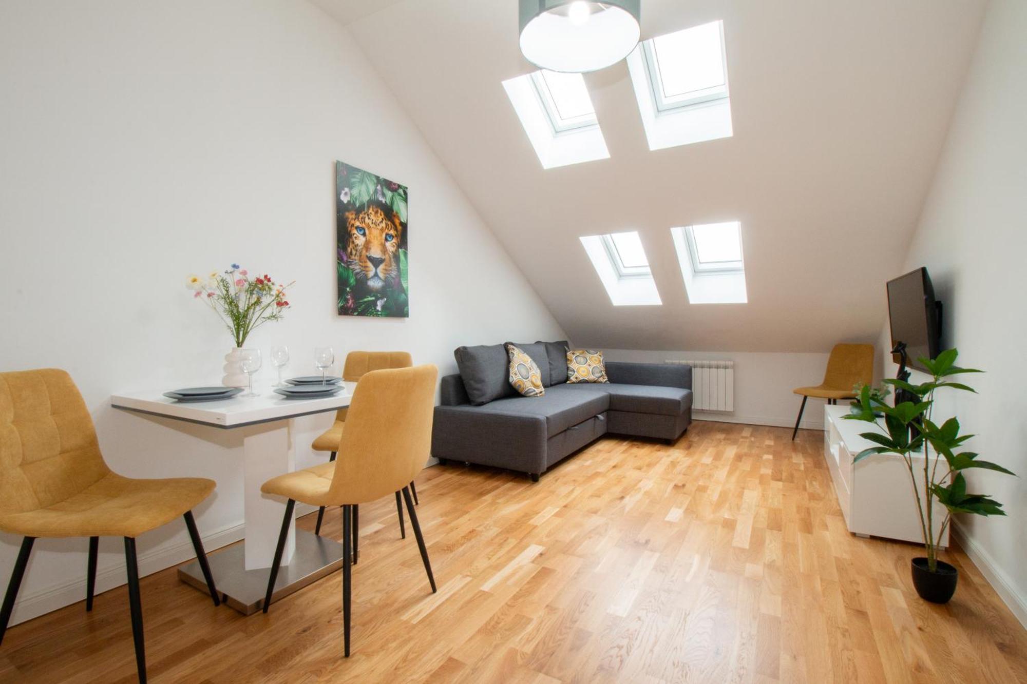 פראג Washingtonova Cr Apartments מראה חיצוני תמונה