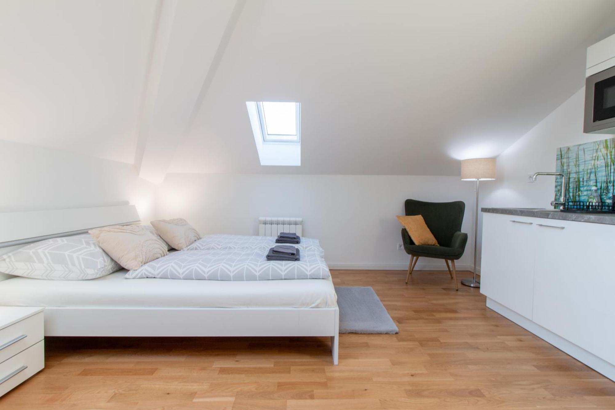 פראג Washingtonova Cr Apartments מראה חיצוני תמונה