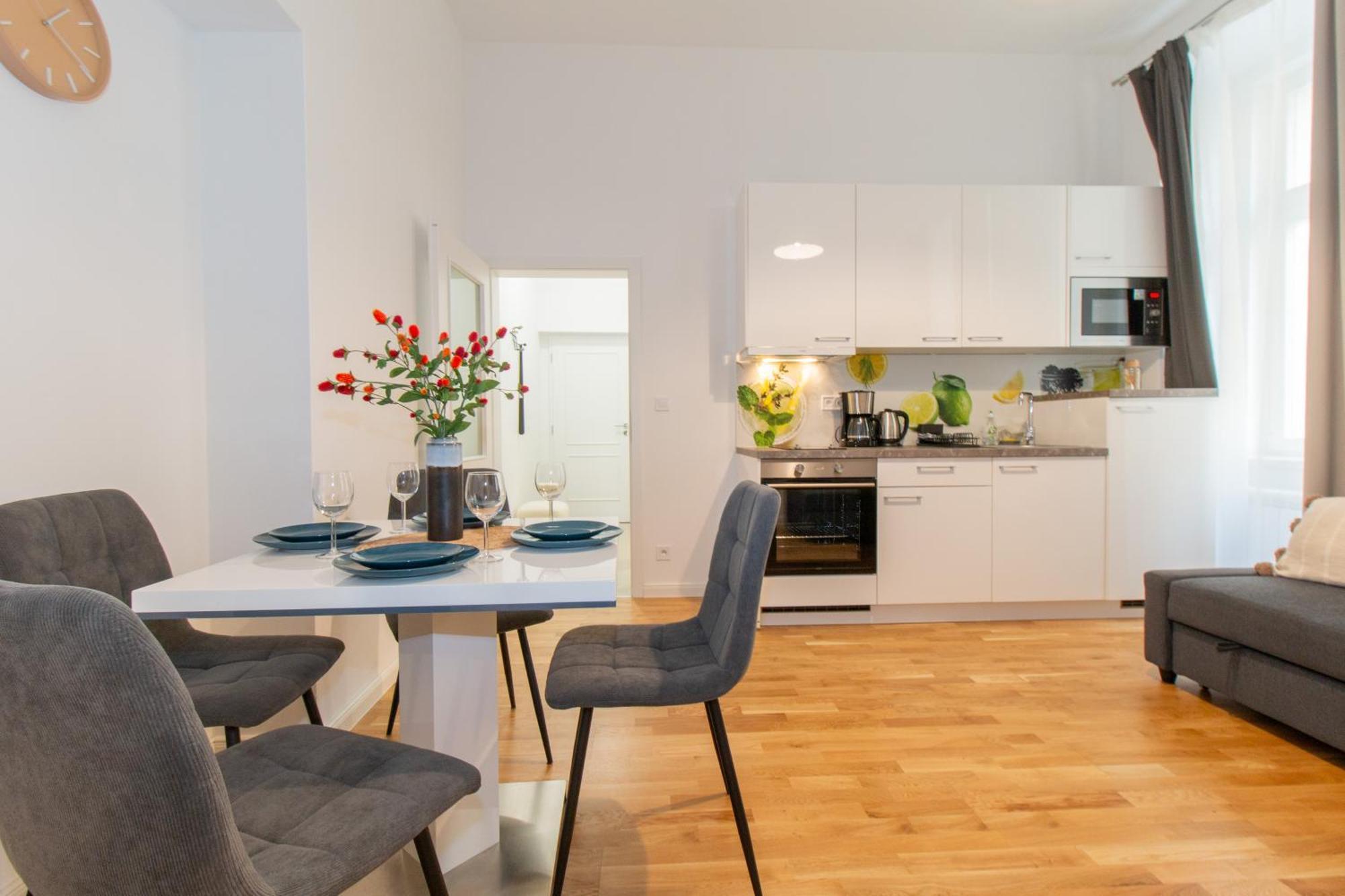 פראג Washingtonova Cr Apartments מראה חיצוני תמונה